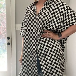 NWOT Dressed in LALA satin checkered top